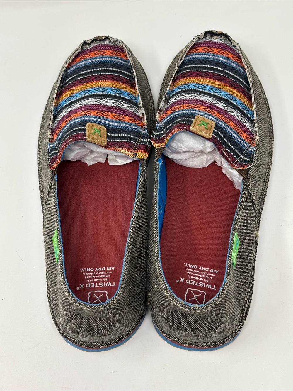Twisted X Women’s Slip On Loafers serape pattern NWOT Size 11 colorful - Picture 4 of 10
